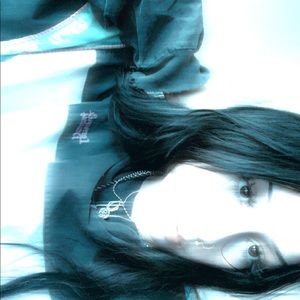 Meet your Posher, Leslie